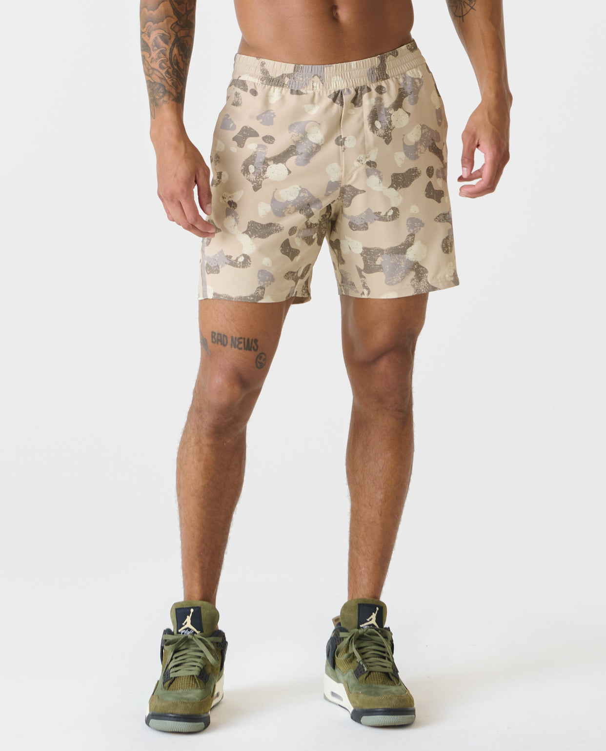 Bishop Short Distressed Camo Taupe