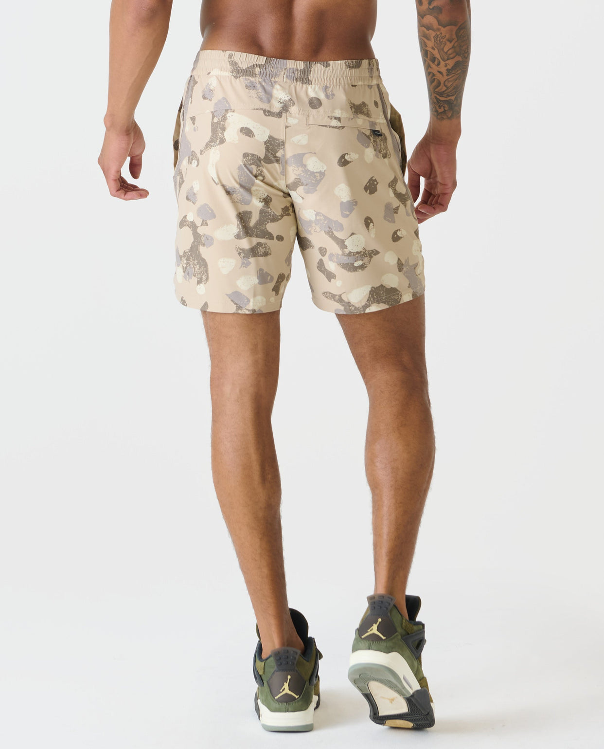 Bishop Short Distressed Camo Taupe